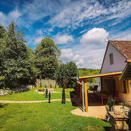 Natur Kan Guest house Kan